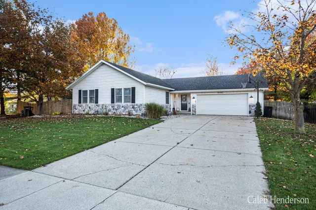 $434,900 | 6787 Sunfield Drive Southwest, Byron Center, MI 49315