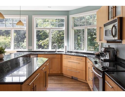 31 Edgewood Road Southborough, MA 01772 - Photo 13 of 34