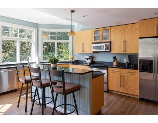 31 Edgewood Road Southborough, MA 01772 - Photo 16 of 34