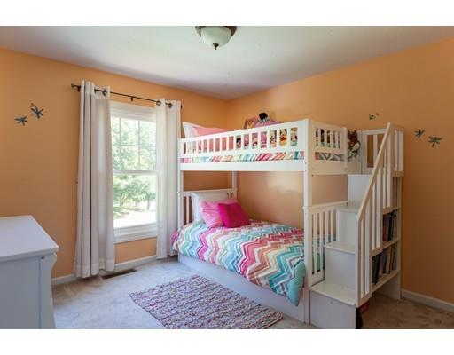 31 Edgewood Road Southborough, MA 01772 - Photo 27 of 34