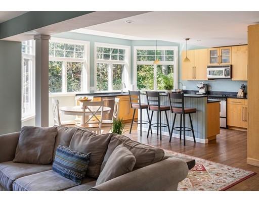 31 Edgewood Road Southborough, MA 01772 - Photo 9 of 34