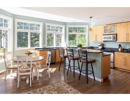 31 Edgewood Road Southborough, MA 01772 - Photo 10 of 34