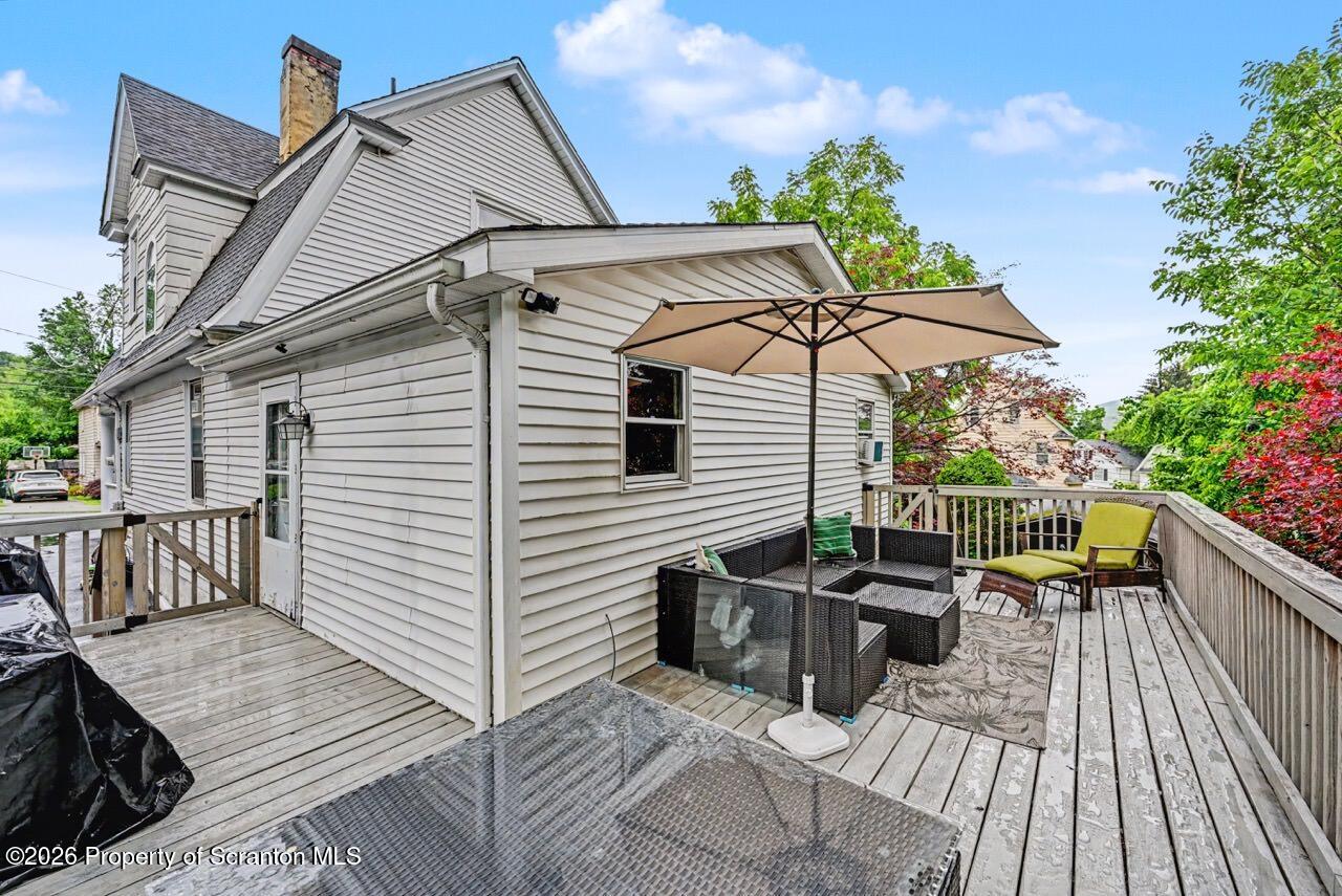 933 Fisk Street Scranton, PA 18509 - Photo 54 of 63 Deck