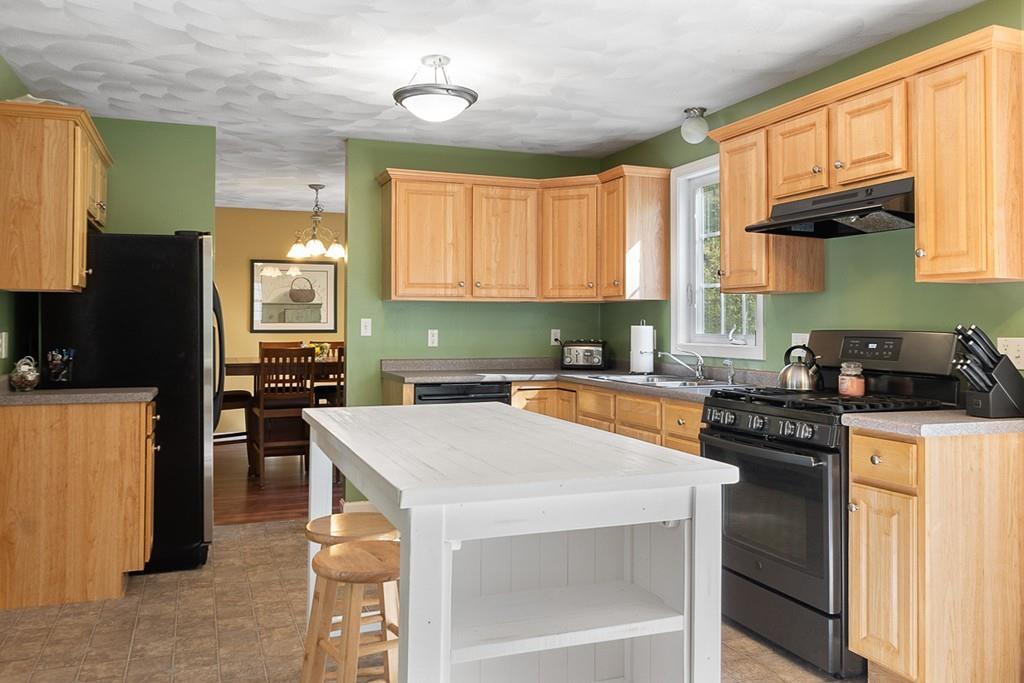 81 Charant Road Lowell, MA 01854 - Photo 15 of 42 Gallery Image 15