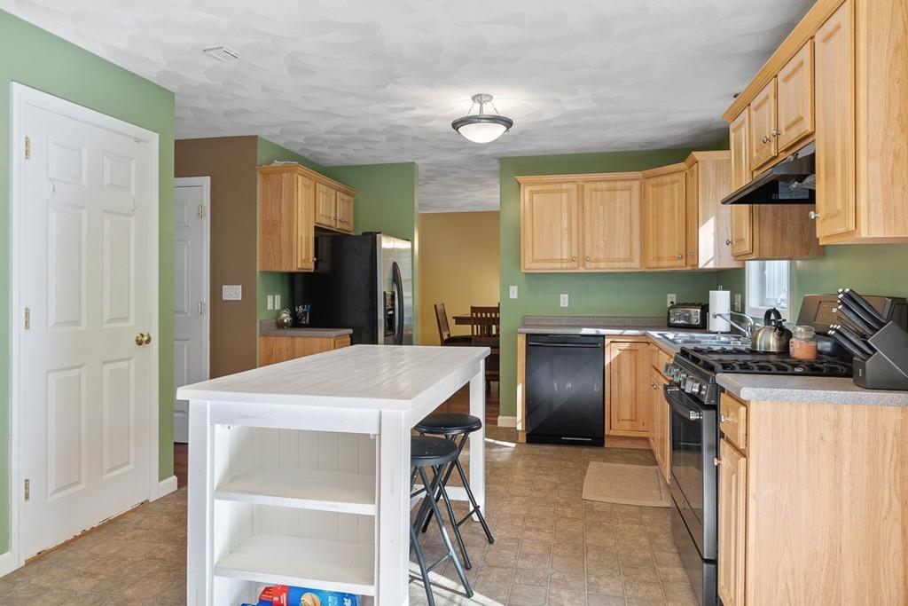 81 Charant Road Lowell, MA 01854 - Photo 16 of 42 Gallery Image 16