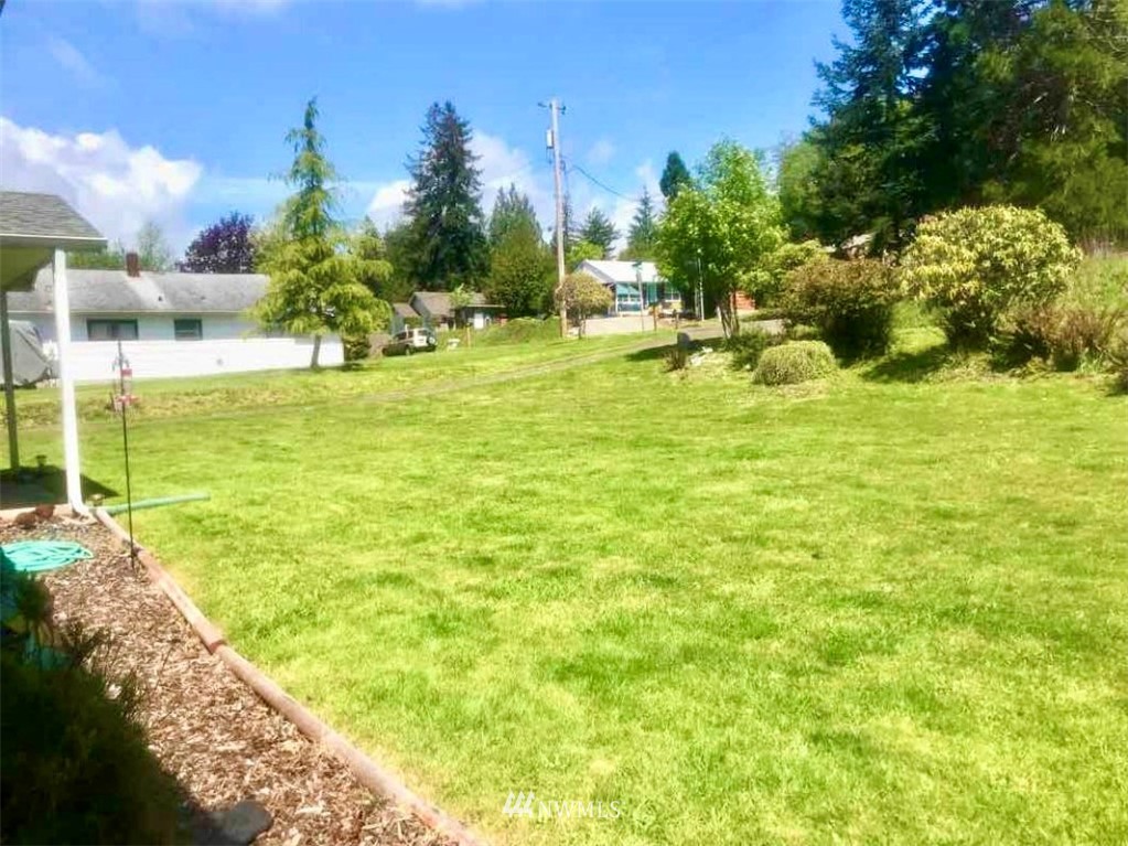 1707 Ranier Street Aberdeen, WA 98520 - Photo 20 of 24 Gallery Image 20