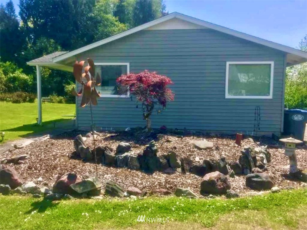 1707 Ranier Street Aberdeen, WA 98520 - Photo 5 of 24 Gallery Image 5