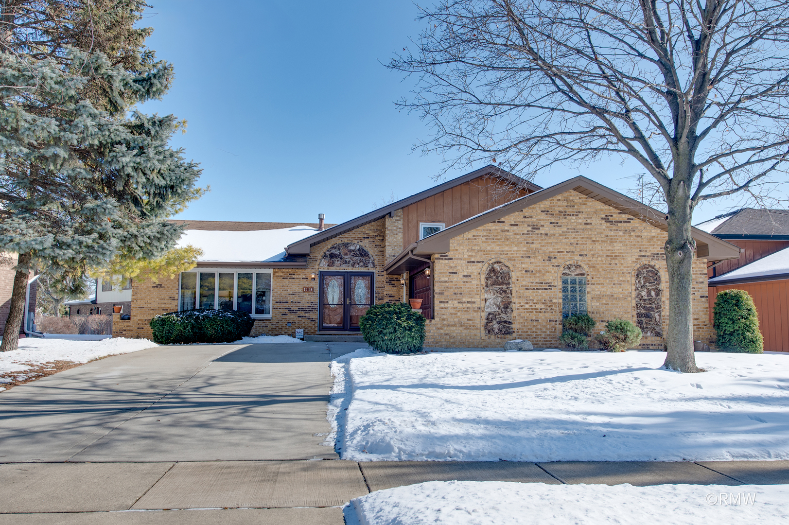 1113 Itasca Road Addison, IL 60101 - Photo 2 of 31