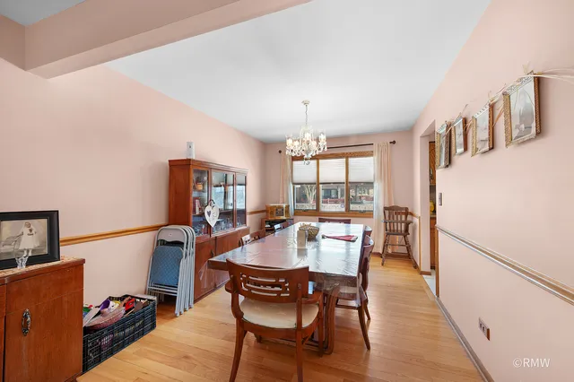 $549,000 | 1113 Itasca Road, Addison, IL 60101