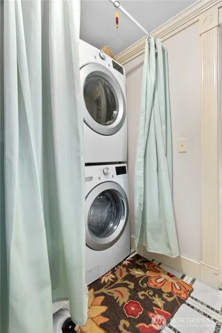 a view of a backyard with sitting area