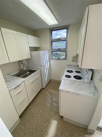 $1,600 | 2740 Kuilei Street, Unit 901, Honolulu, HI 96826