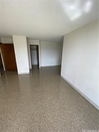 $1,600 | 2740 Kuilei Street, Unit 901, Honolulu, HI 96826