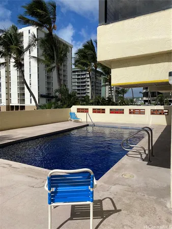 $1,600 | 2740 Kuilei Street, Unit 901, Honolulu, HI 96826
