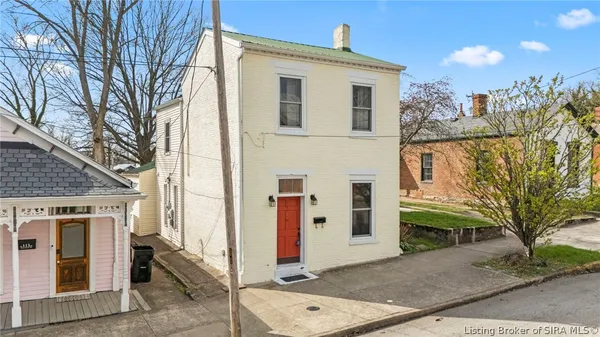 $274,900 | 115 Walnut Street, Madison, IN 47250