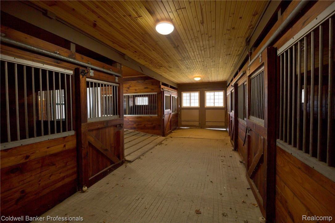 2971 Casey Road Metamora, MI 48455 - Photo 14 of 45 592A9776.jpg