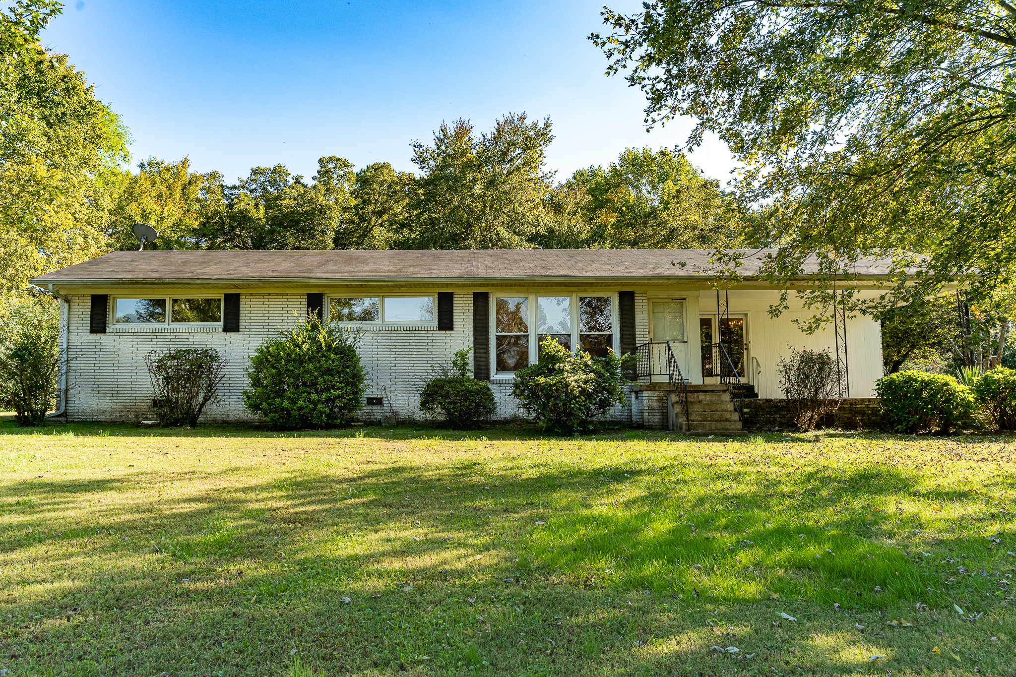 1521 Grandaddy Road Lawrenceburg, TN 38464 - Photo 1 of 44 Gallery Image 1