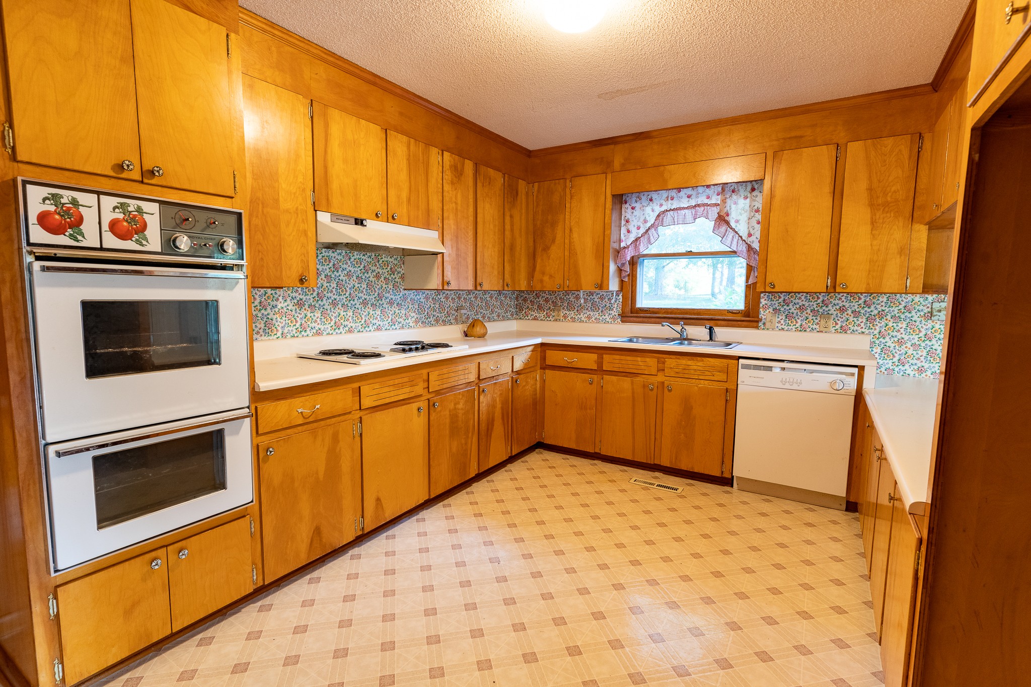1521 Grandaddy Road Lawrenceburg, TN 38464 - Photo 18 of 44 Gallery Image 18
