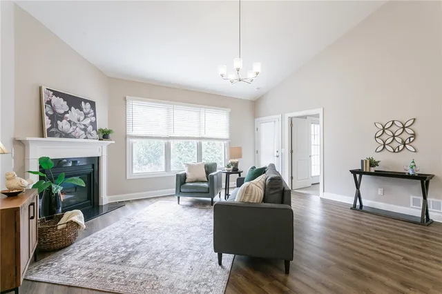 $539,900 | 253 Bretlyn Circle, Brighton, NY 14618