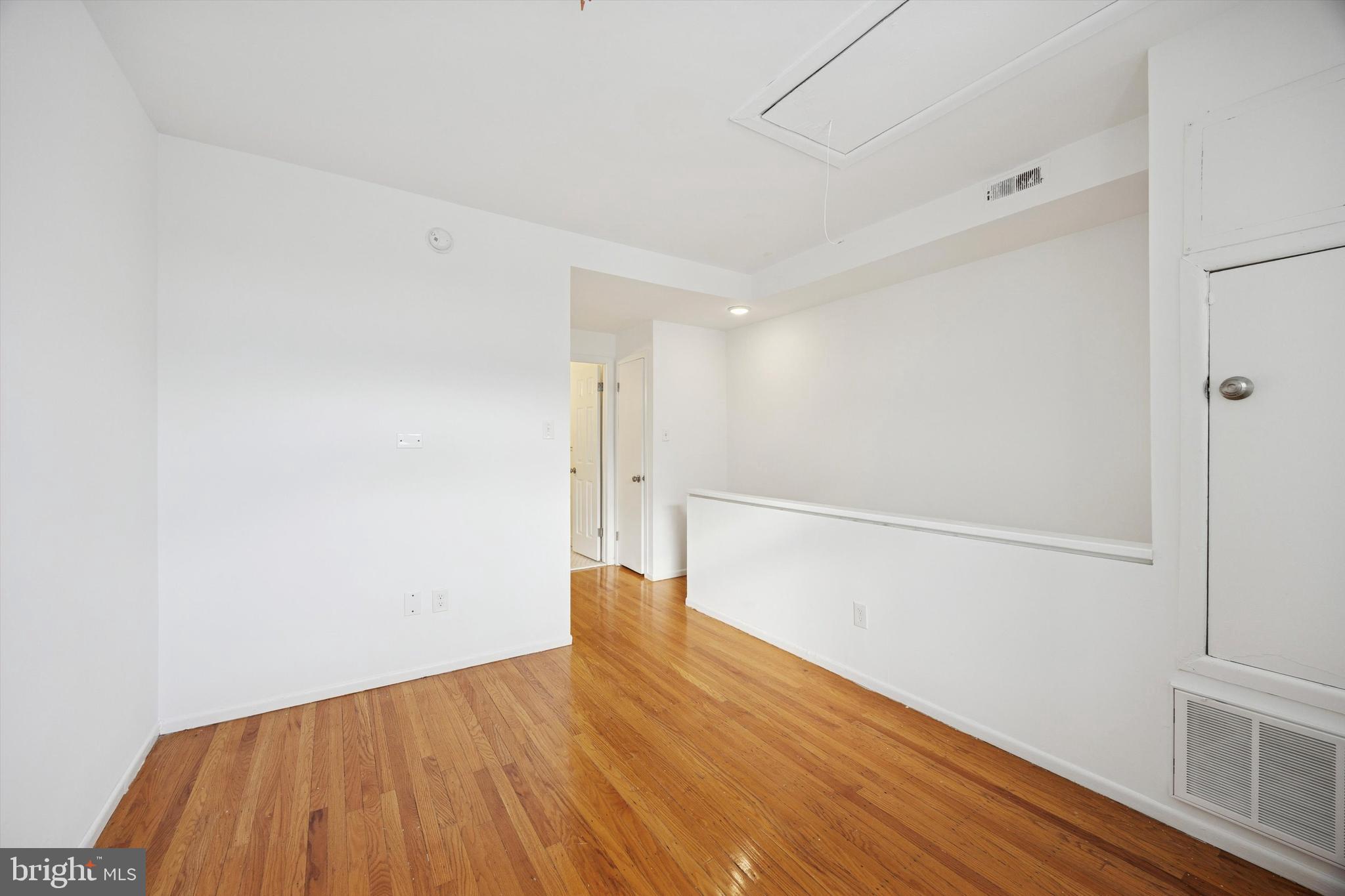 319 South 10th Street, Unit 335 Philadelphia, PA 19107 - Photo 14 of 15