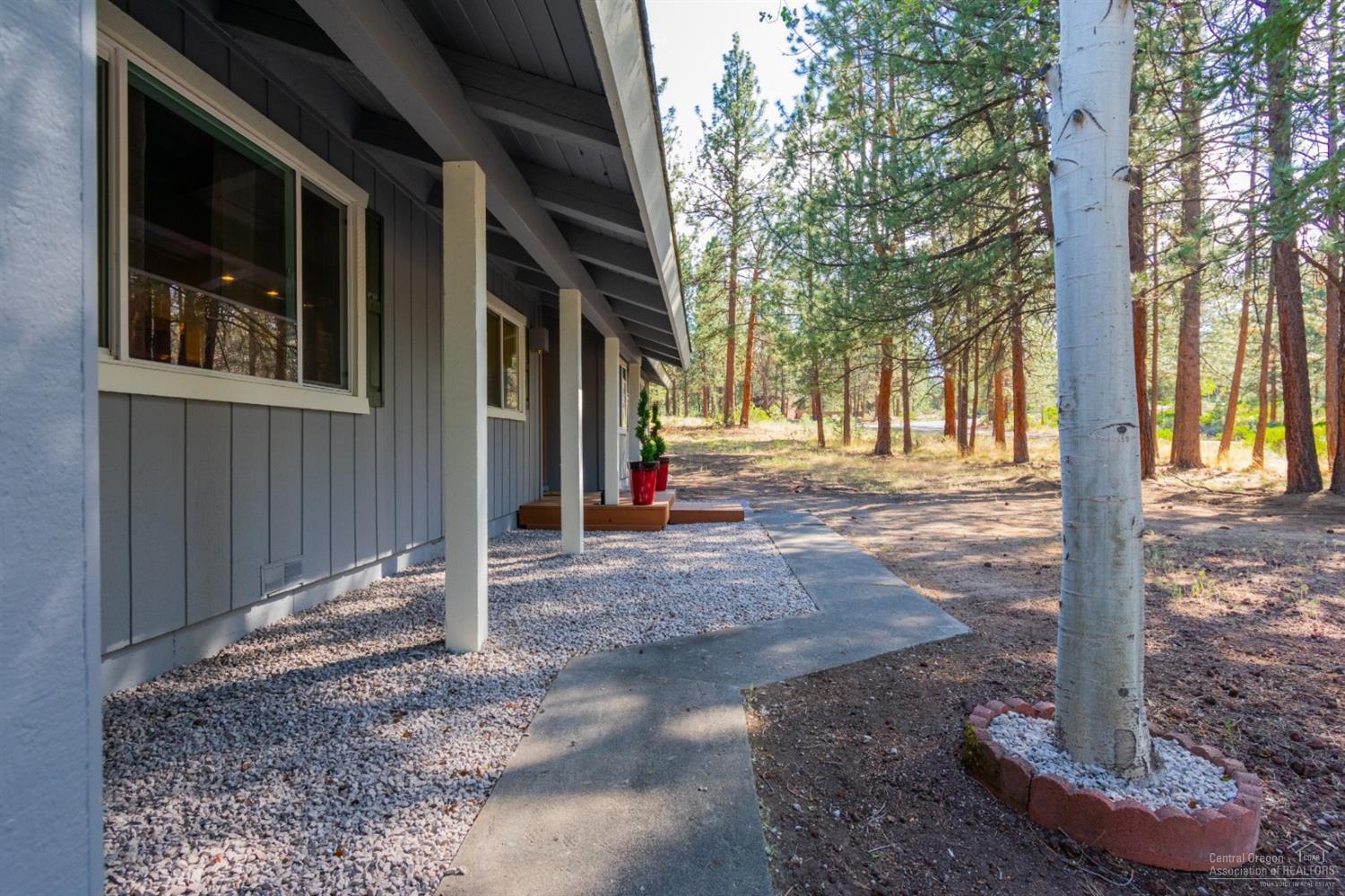 60300 East Ridgeview Drive Bend, OR 97702 - Photo 3 of 22 Additional Photo