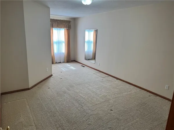 $200,000 | 3637 Northwest 84th Terrace, Kansas City, MO 64154