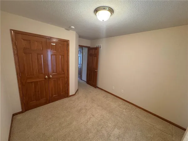 $200,000 | 3637 Northwest 84th Terrace, Kansas City, MO 64154