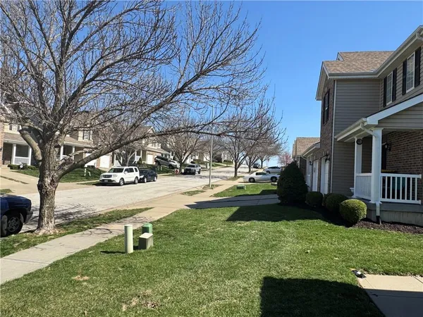 $200,000 | 3637 Northwest 84th Terrace, Kansas City, MO 64154