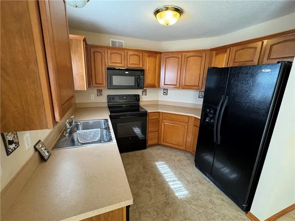 $200,000 | 3637 Northwest 84th Terrace, Kansas City, MO 64154