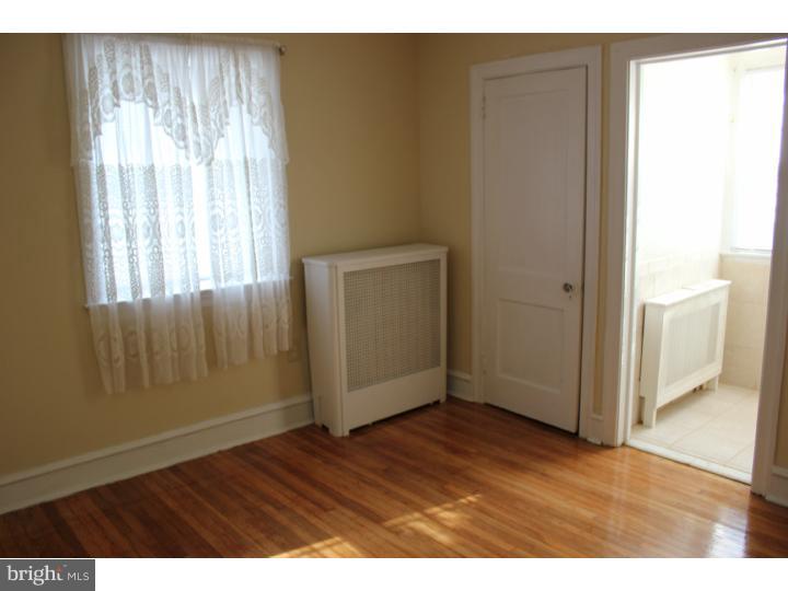 7103 Llanfair Road Upper Darby, PA 19082 - Photo 13 of 19