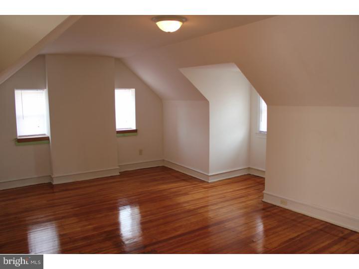 7103 Llanfair Road Upper Darby, PA 19082 - Photo 15 of 19