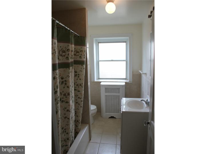 7103 Llanfair Road Upper Darby, PA 19082 - Photo 16 of 19