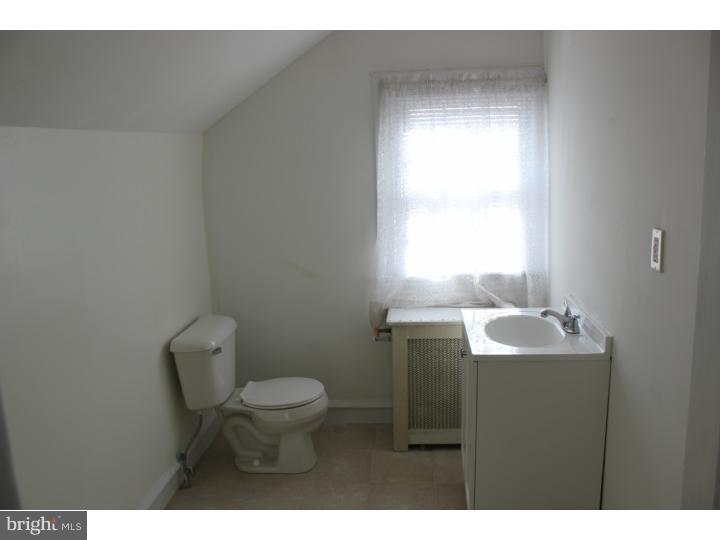 7103 Llanfair Road Upper Darby, PA 19082 - Photo 17 of 19
