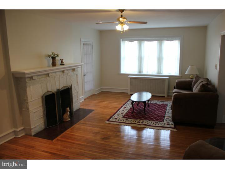 7103 Llanfair Road Upper Darby, PA 19082 - Photo 3 of 19