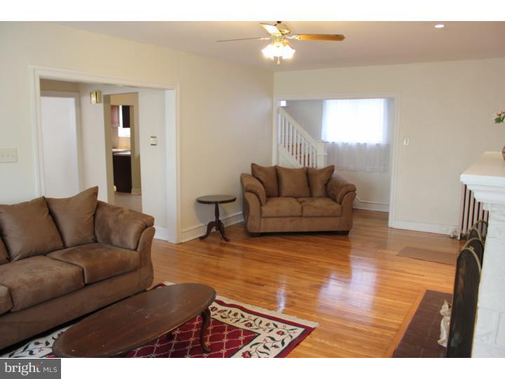 7103 Llanfair Road Upper Darby, PA 19082 - Photo 4 of 19