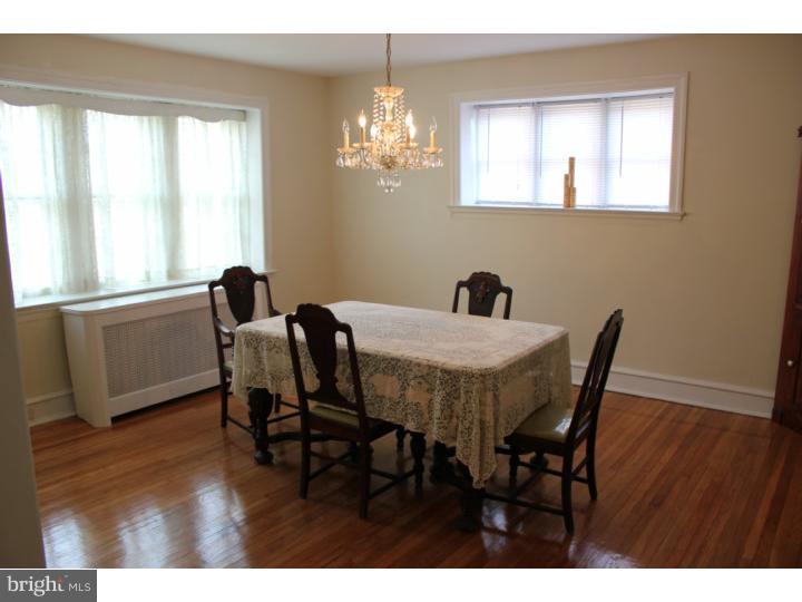 7103 Llanfair Road Upper Darby, PA 19082 - Photo 5 of 19