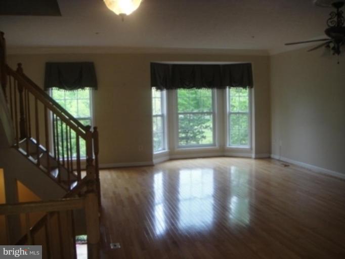 1248 Breckenridge Circle Riva, MD 21140 - Photo 16 of 25 Living Room/Dining Room