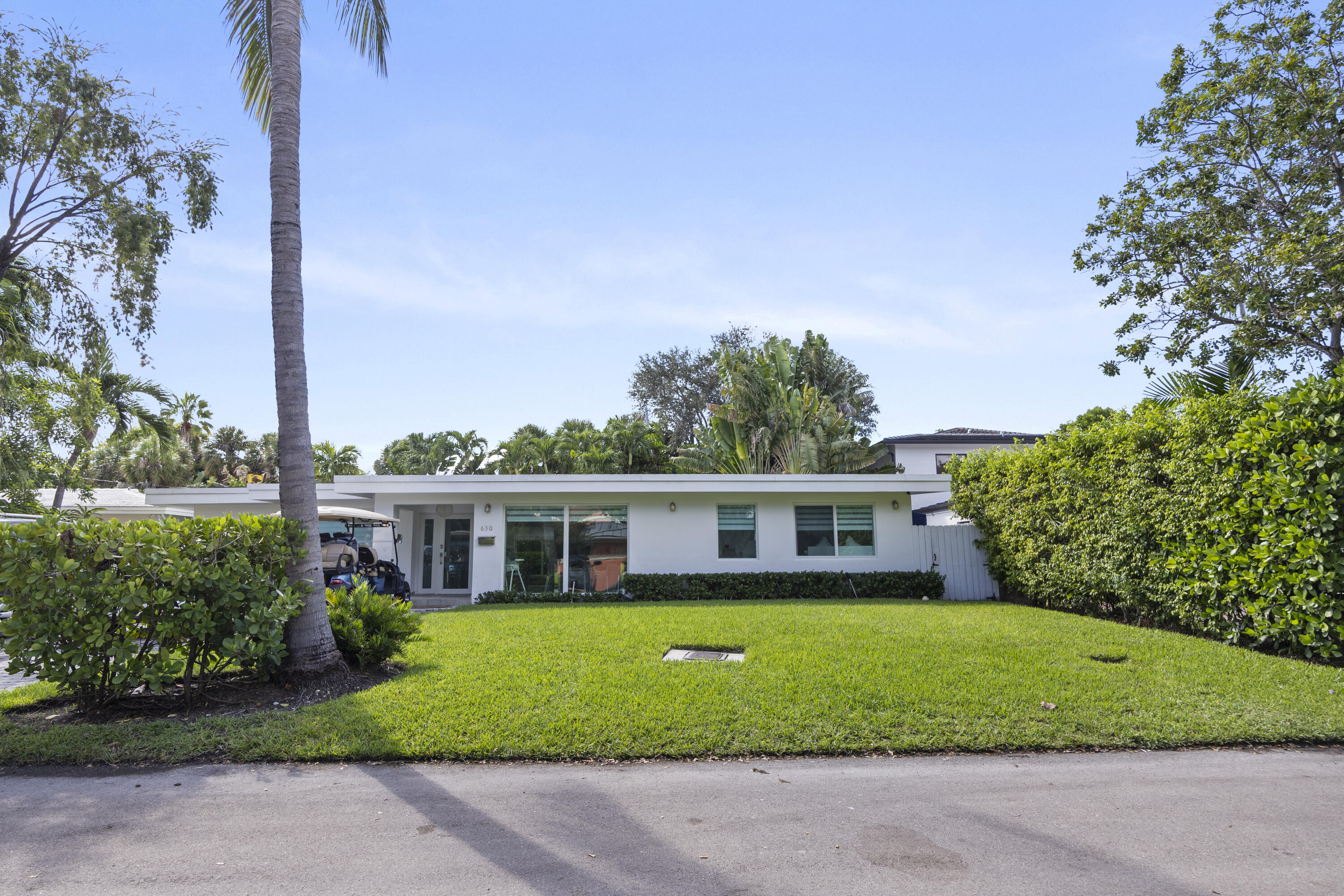 630 Allendale Road Key Biscayne, FL 33149 - Photo 3 of 41 0039