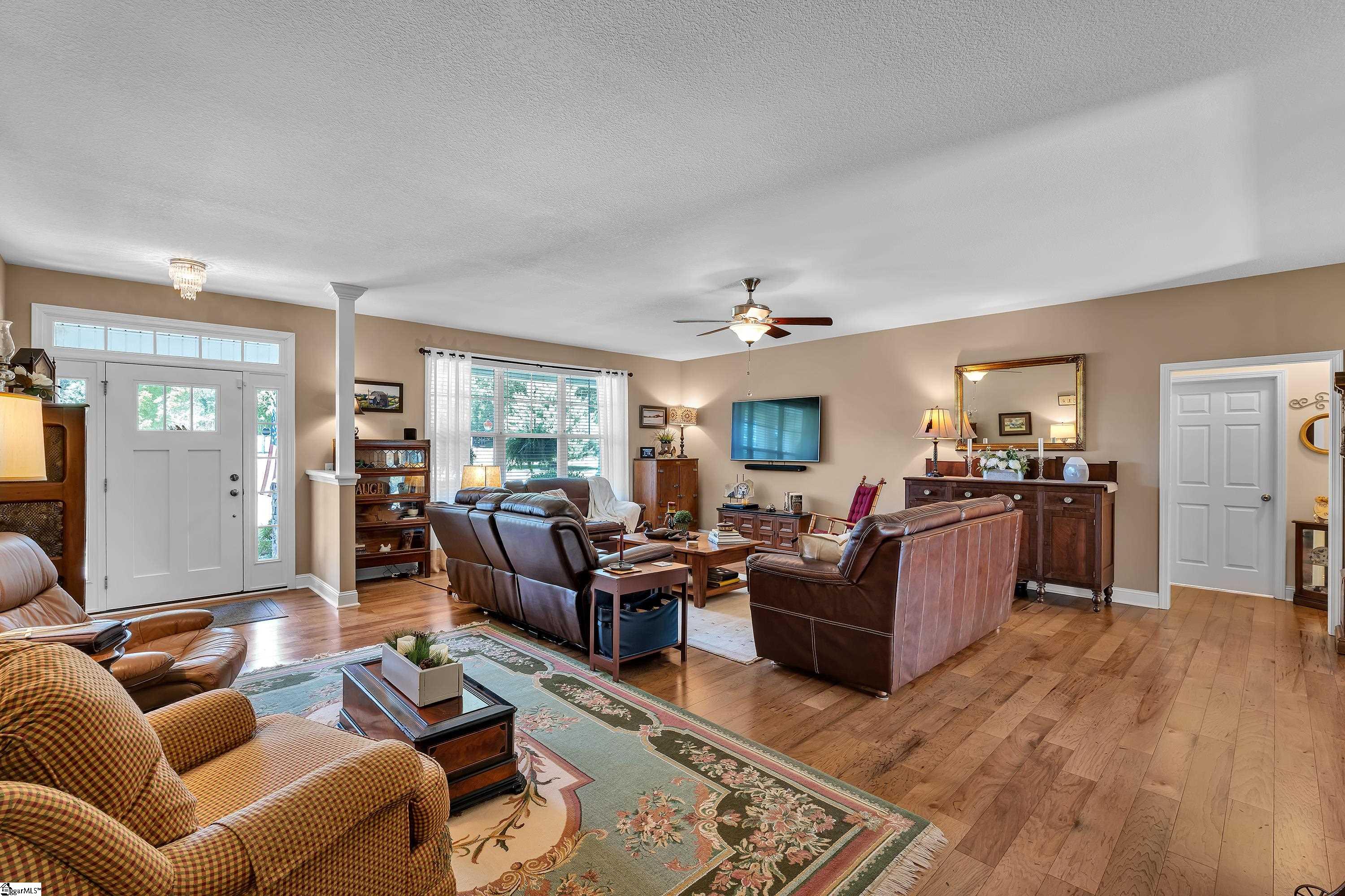 924 Jordan Road Troy, SC 29848 - Photo 4 of 37