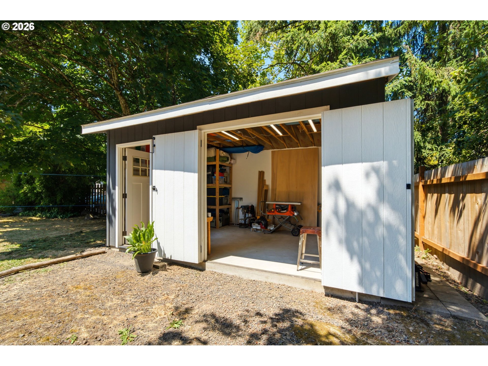 11555 Southwest 11th Street Beaverton, OR 97005 - Photo 26 of 38