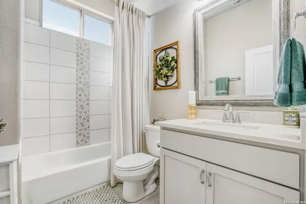 $3,400 | 1125 Cadogan Squire, San Antonio, TX 78260