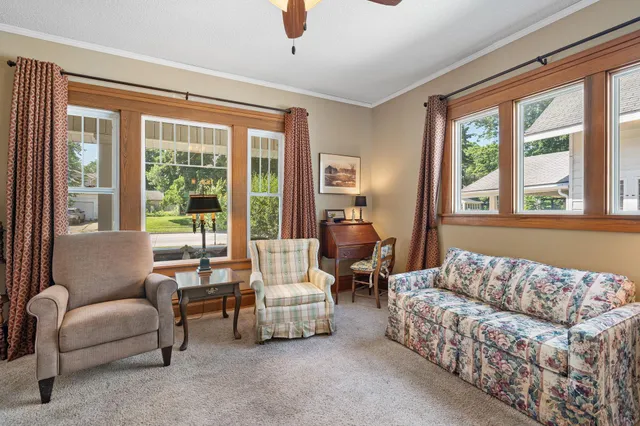 $269,900 | 248 East School Street, Owatonna, MN 55060