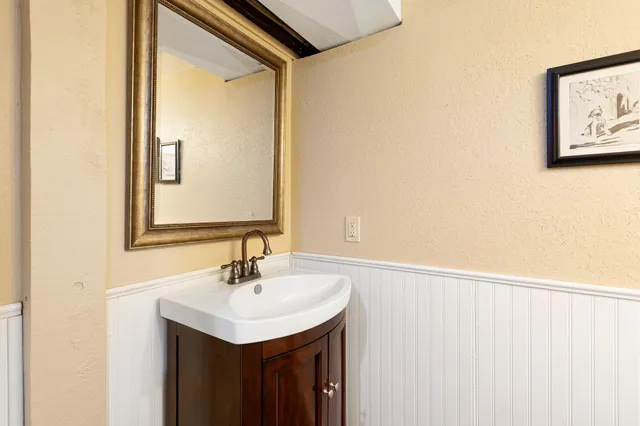 $269,900 | 248 East School Street, Owatonna, MN 55060