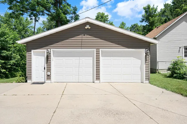 $269,900 | 248 East School Street, Owatonna, MN 55060