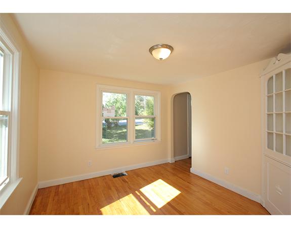 48 Temple Road Waltham, MA 02452 - Photo 8 of 15 Gallery Image 8