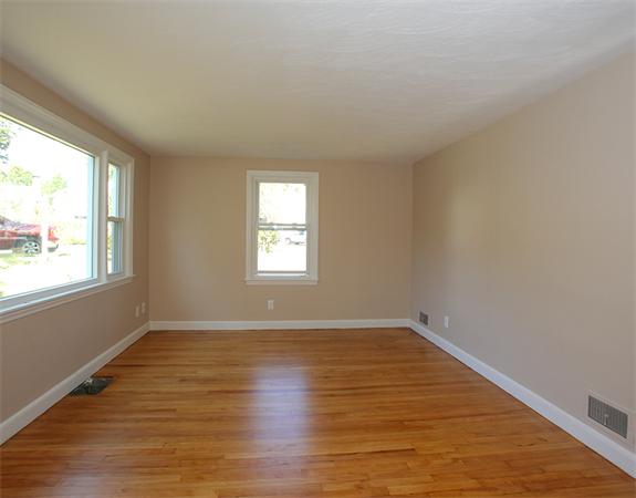 48 Temple Road Waltham, MA 02452 - Photo 10 of 15 Gallery Image 10