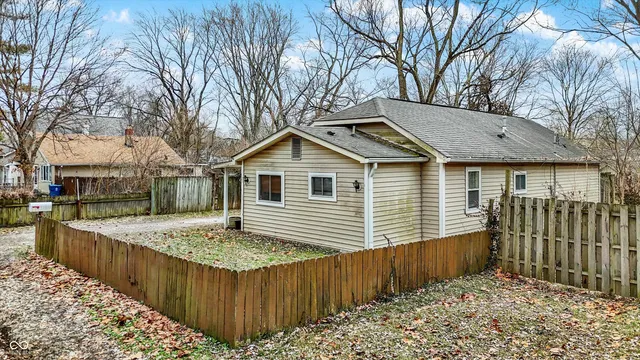 $200,000 | 1427 Ruth Drive, Indianapolis, IN 46240
