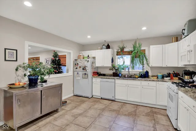 $200,000 | 1427 Ruth Drive, Indianapolis, IN 46240