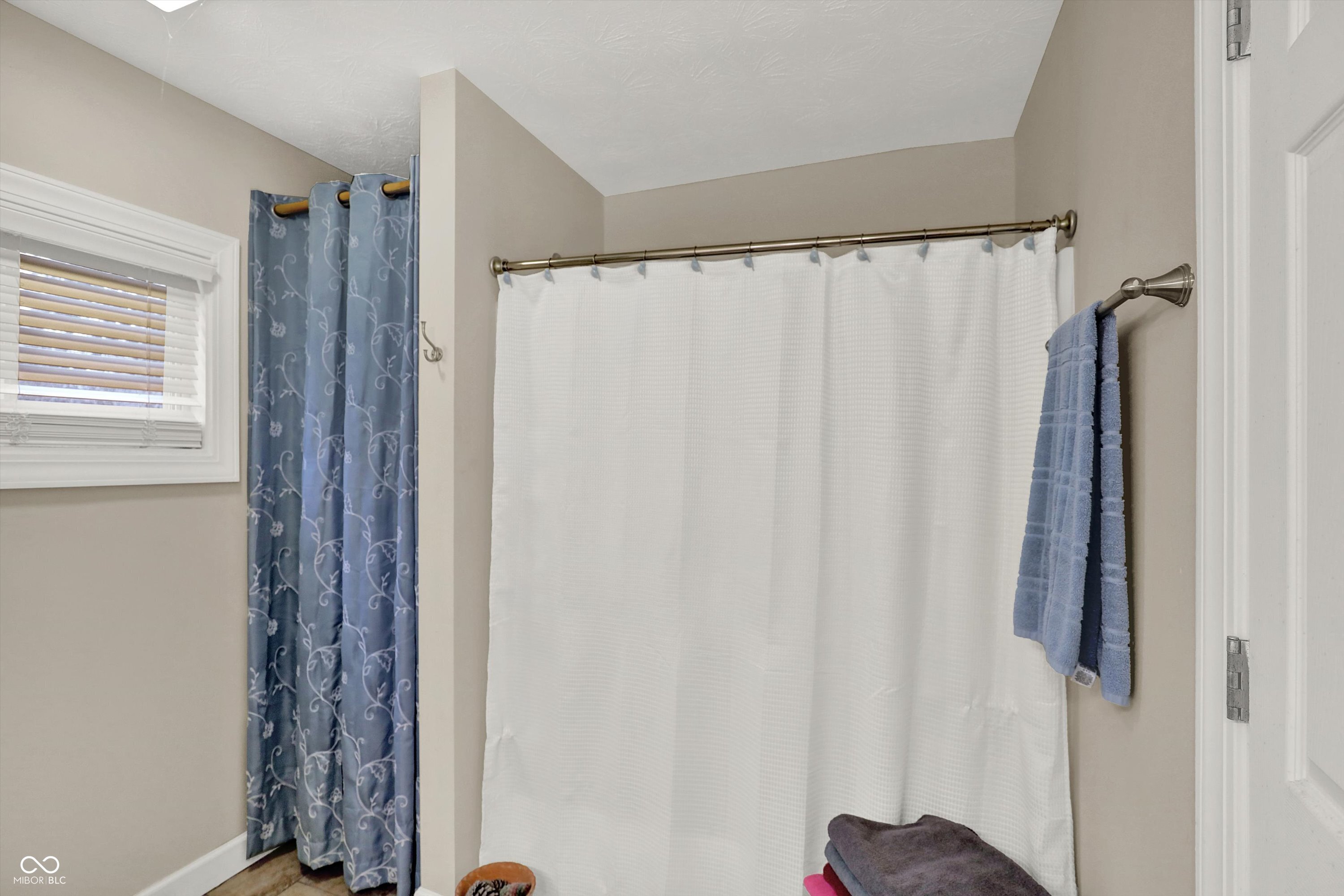 1427 Ruth Drive Indianapolis, IN 46240 - Photo 8 of 22