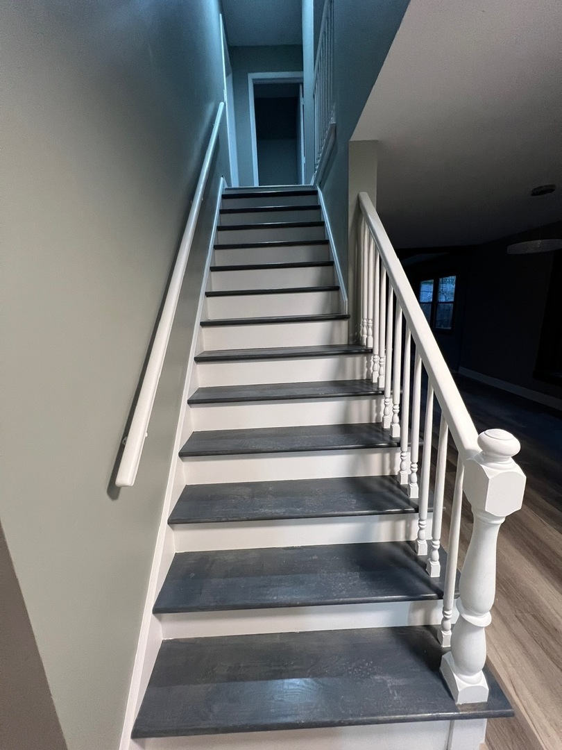 1631 Dundee Road Northbrook, IL 60062 - Photo 9 of 20 a view of entryway
