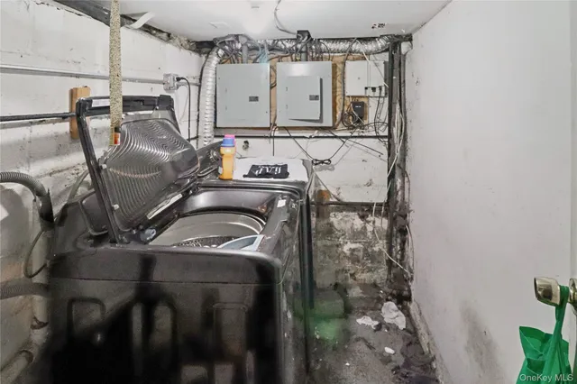 $649,000 | 551 Beach 43rd Street | Edgemere